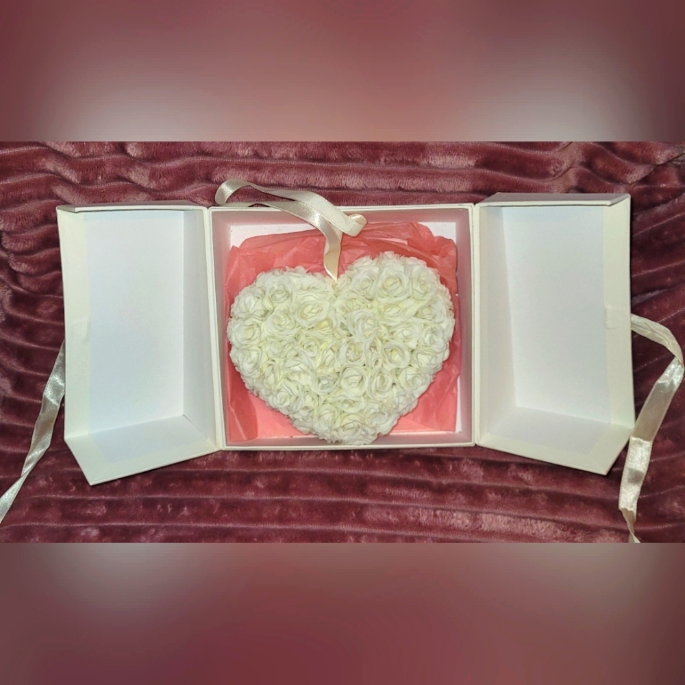 Mary Kay Retired White Floral Hanging Heart Sachet